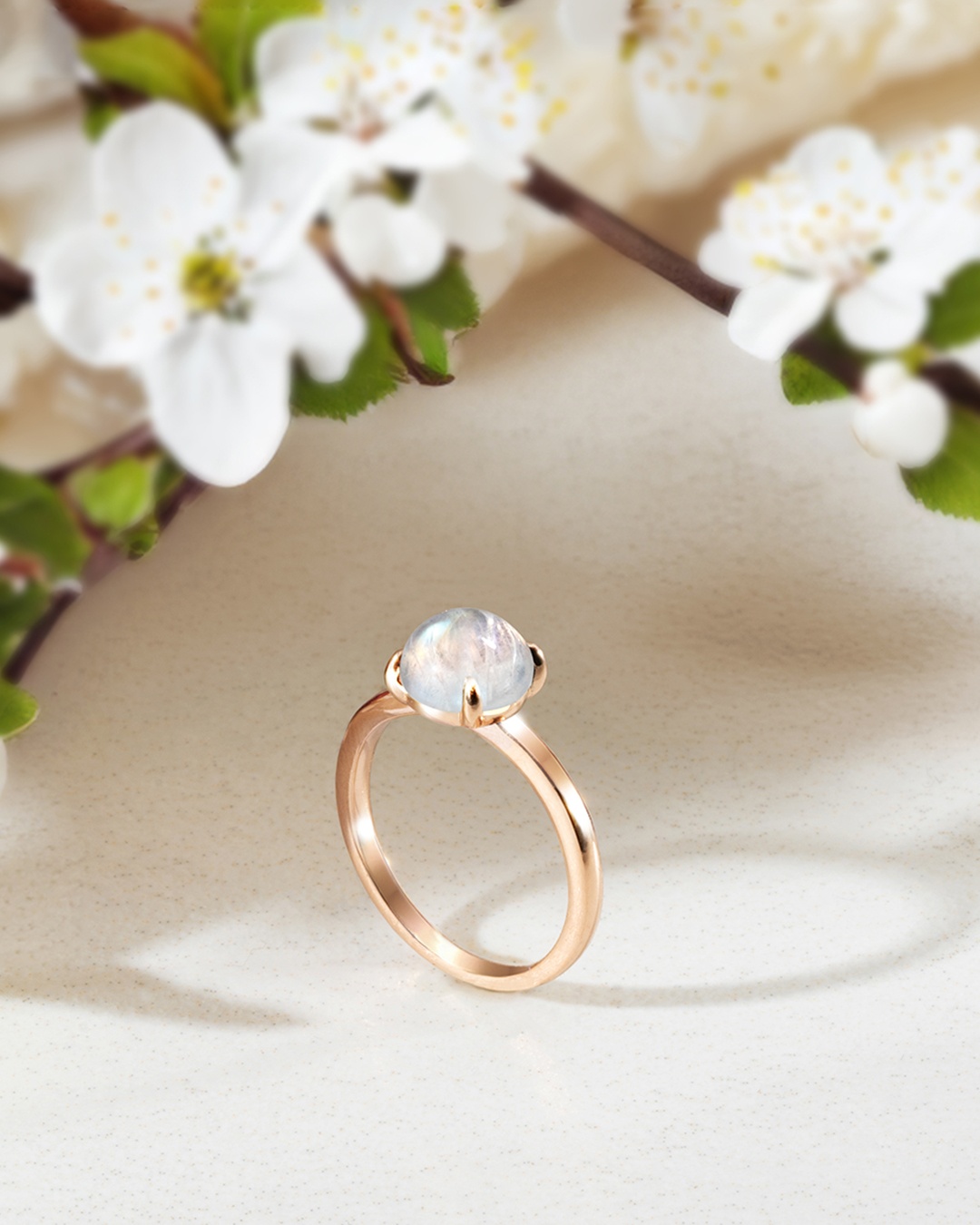 Packshot Bague Pierre de lune  Millazia