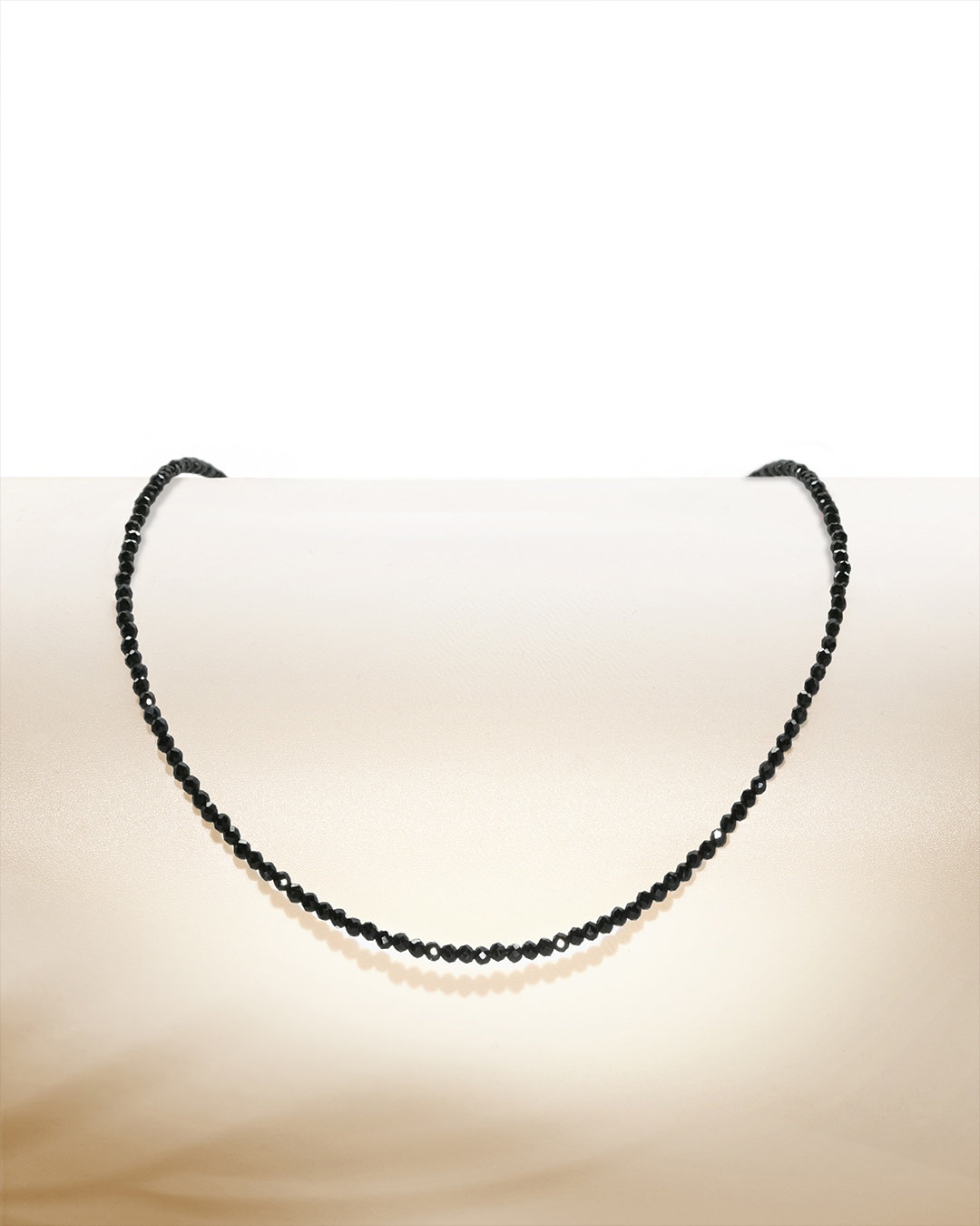 Packshot Pendentif Tourmaline Noire Leona