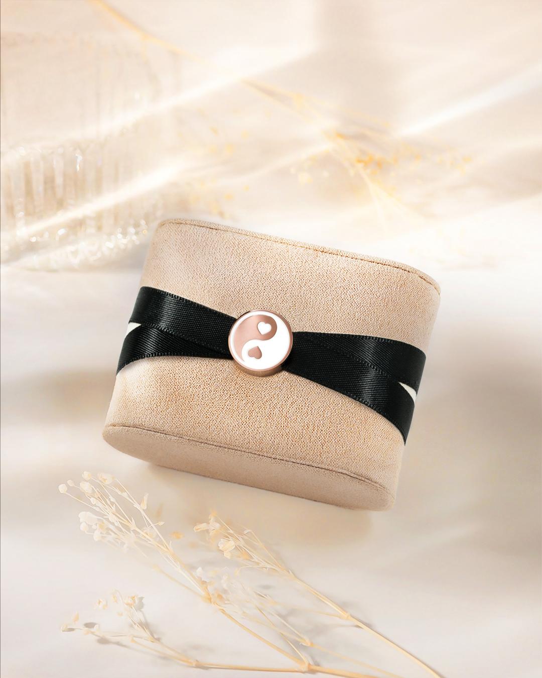 Packshot Armonia Bianca Ruban