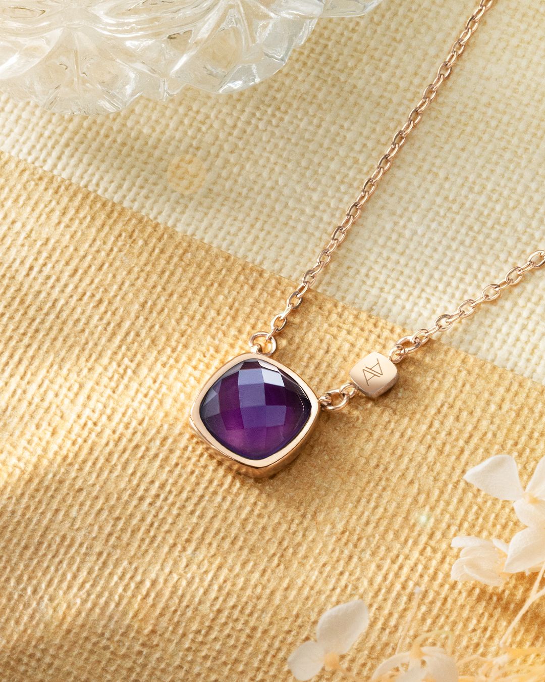 Packshot Pendentif Amethyste Scopellia Claro
