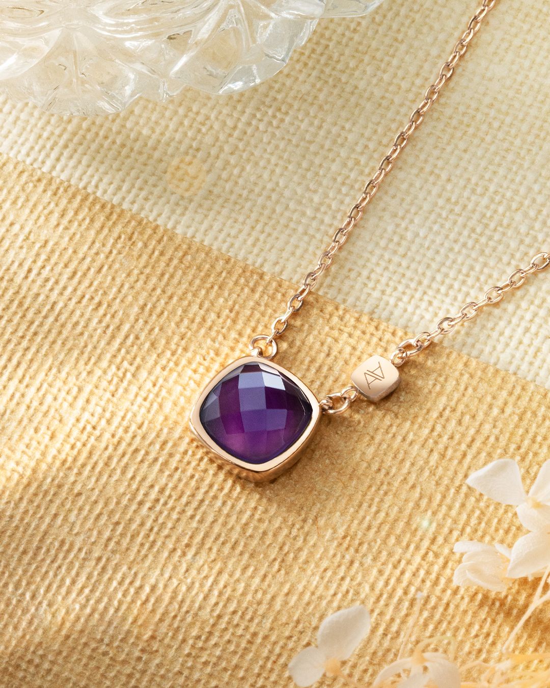 Packshot Pendentif Amethyste Scopellia Claro