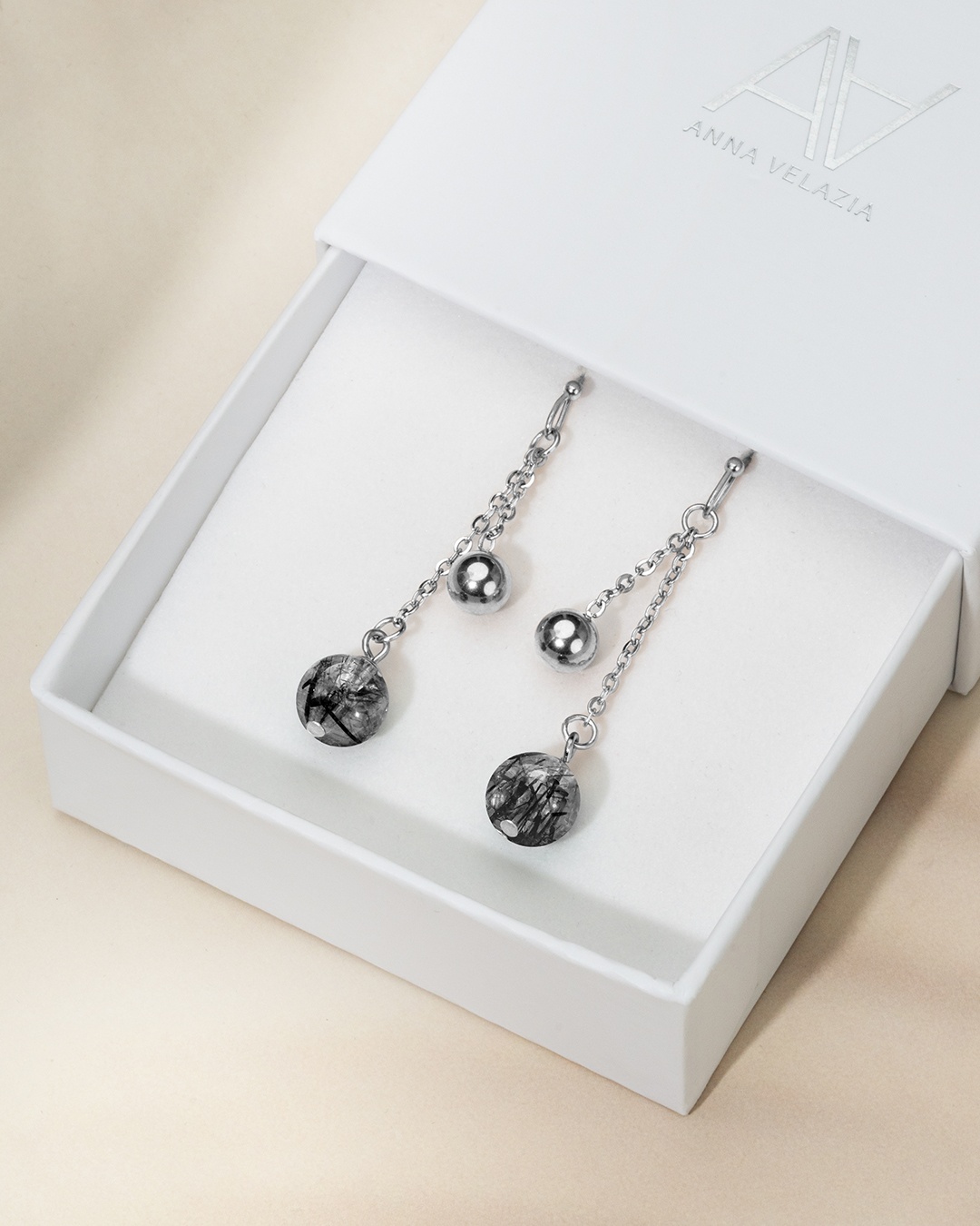 Packshot Boucle d'oreilles Quartz rutile tourmaliné foncé  Rimini Oscuro